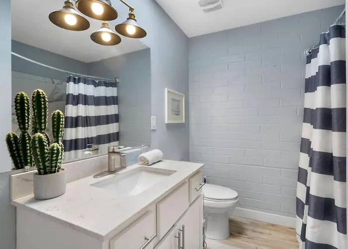 Chic Apts 1-4fashionsquareoldtown