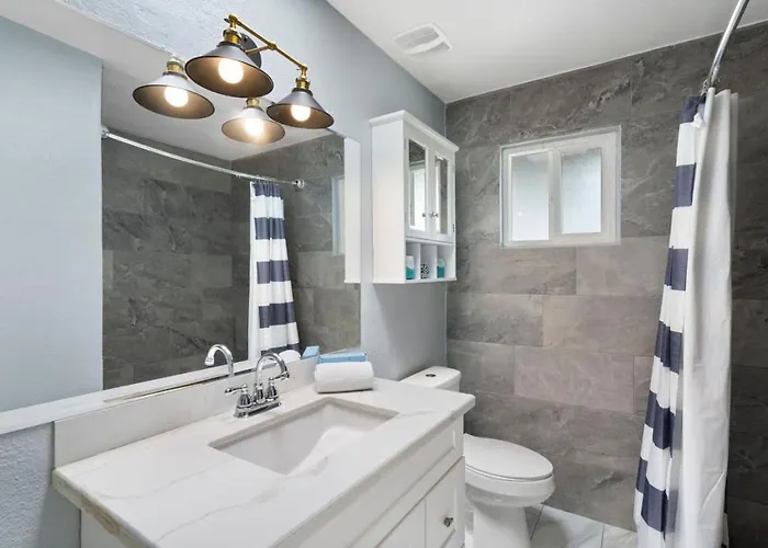 Chic Apts 1-4fashionsquareoldtown Apartment