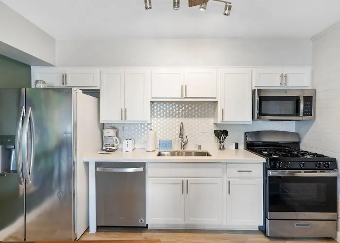 Chic Apts 1-4fashionsquareoldtown *